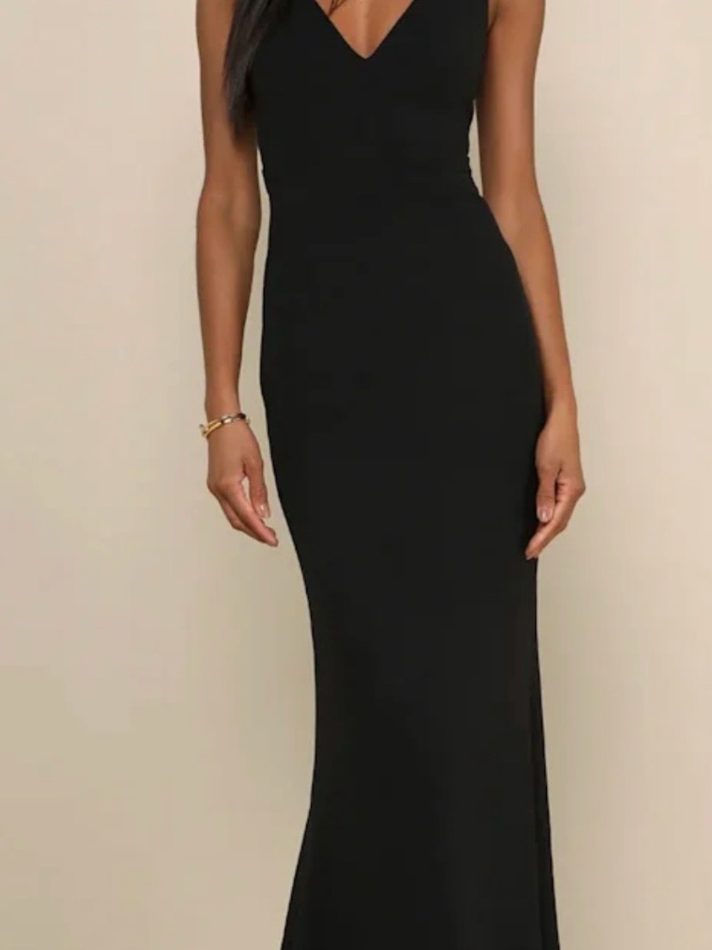 Lulu's Sleek Black V-Neck Maxi Dress
